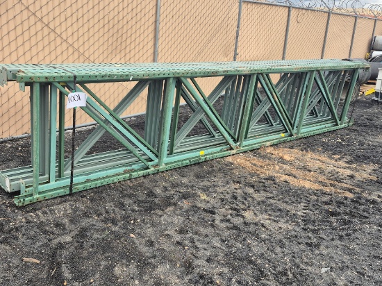 Teardrop Pallet Racking Uprights | Green | 36"x16' | 100 lbs | Qty 3