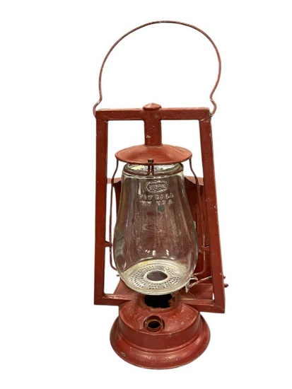 ANTIQUE DIETZ BUCKEYE DASH OIL LANTERN WITH REFLECTOR ATTACHED TO WAGON WITH SPRING CLAMP