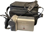 SHARP CAMCORDER MODEL NO. VL-E760 40X DIGITAL ZOOM