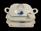 US MADE CERAMIC SOUP TOUREEN WITH BLUE DELFT ARCHITECTURAL IMAGERY