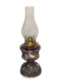 1900'S PURPLED GLASS DECO STYLED OIL LAMP WITH DECORATIVE FONT BRIDGEPORT CO WICK