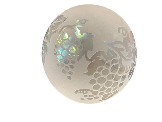 1993 ARTHUR COURT HAND BLOWN ART GLASS GRAPEVINE IRIDESCENT GLASS PAPERWEIGHT ETCHED WITH LABEL