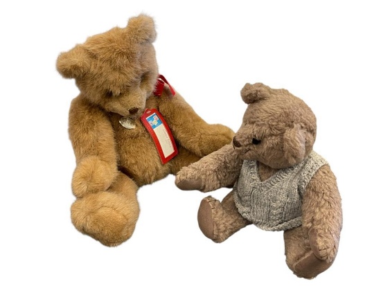 1982 AND 1986 GUND / KANET MAYHEW COLLECTIBLE JOINTED TEDDY BEARS