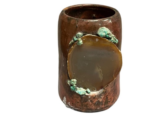 20TH CENTURY RAKU POTTERY VOTIVE HOLDER WITH GEODE SLAB WINDOW ADORNED WITH MALACITE