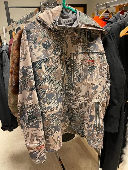 SITKA MEN'S DIGITAL CAMOUFLAGE HUNTING JACKET