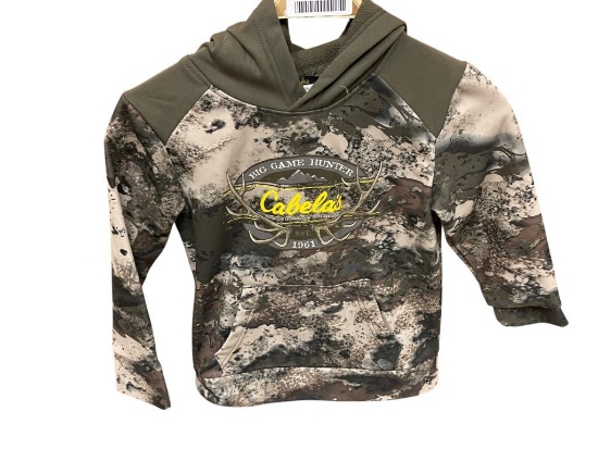 CHILDREN SIZE MEDIUM CABELLA'S CAMOUFLAGE SWEATSHIRT WITH HOOD
