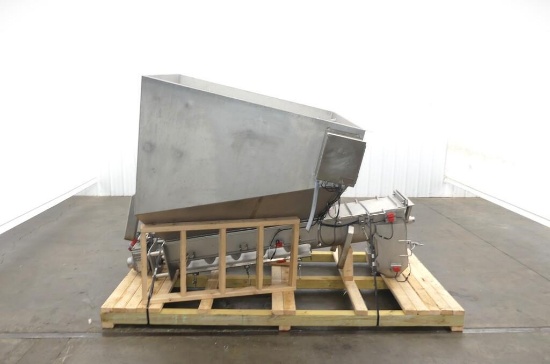 Material Transport Hopper with Incline Auger Conveyor