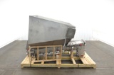 Material Transport Hopper with Incline Auger Conveyor