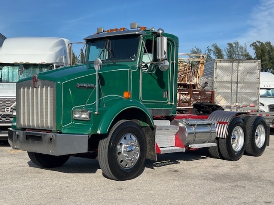 2001 KENWORTH T800 TANDEM AXLE AIR RIDE DAYCAB TRUCK CATERPILLAR CAT C15 6NZ TURBO DIESEL WET KIT