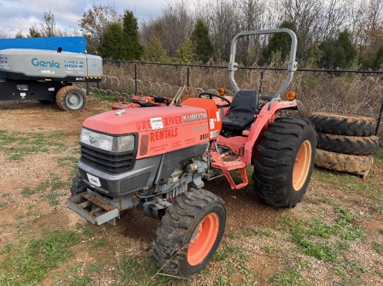 Kubota L4400 Tractor; 2009 Model