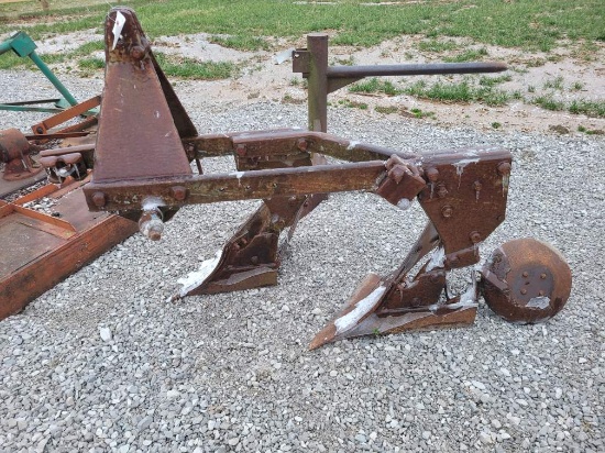 2 Bottom 3 Point Plow