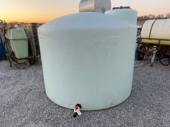 1500 Gal Water Tank