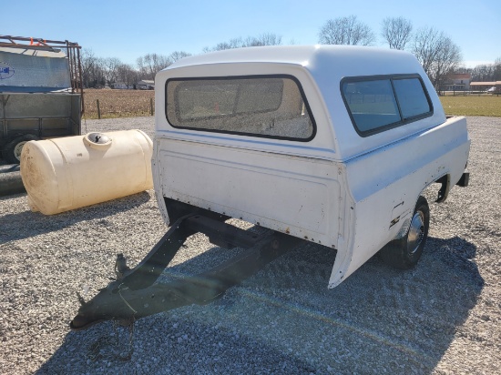 8' Trailer W/topper