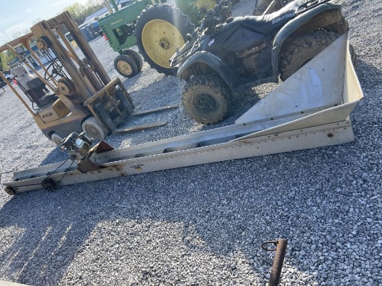 16’ aluminum conveyor with engine