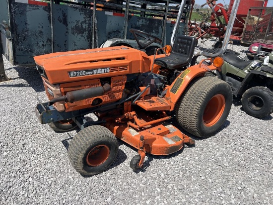 "Kubota B7200 HST tractor with mower deck