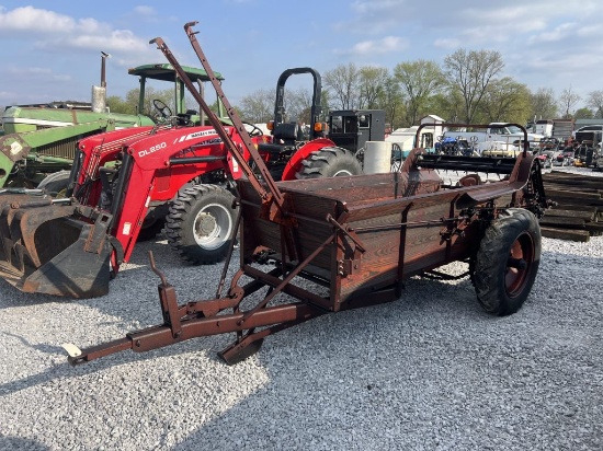Small manure spreader