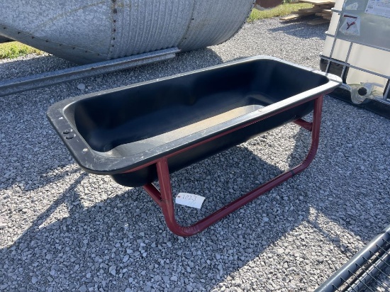 Small livestock feeder