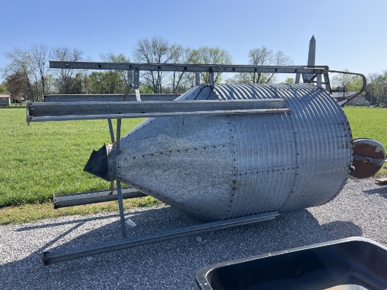 Feed bin