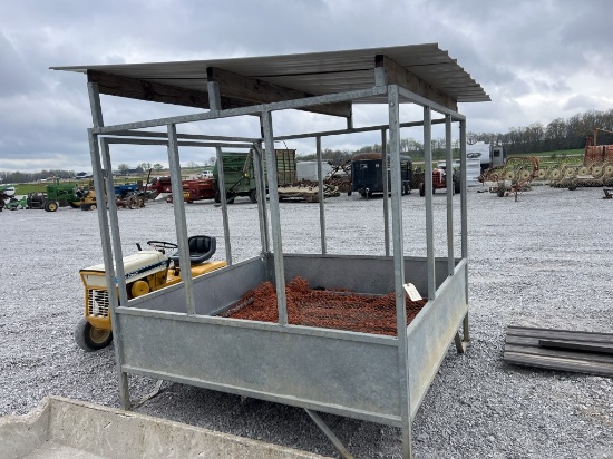 7’x7’ metal round bale feeder