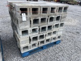 Pallet of 75x cinderblocks