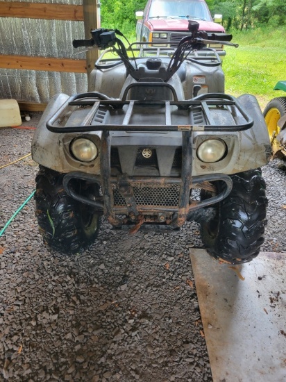 1999 Yamaha Kodiak 400 4wd. Runs but smokes