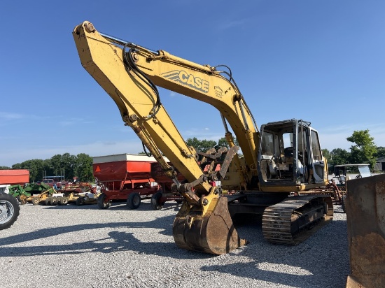 Case 9020B track hoe