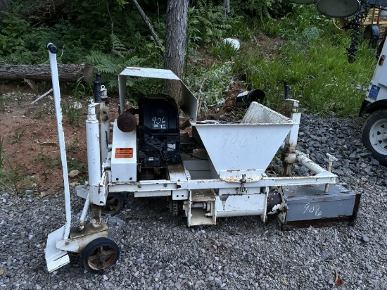 Miller curb machine with molds
