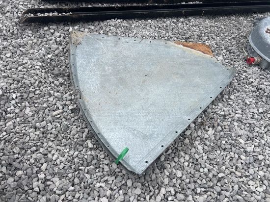 Bin hopper bottom
