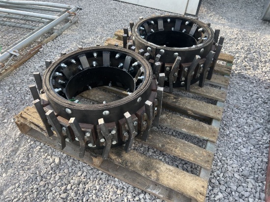Set of 2 steel wheels 24in high x 10in wide