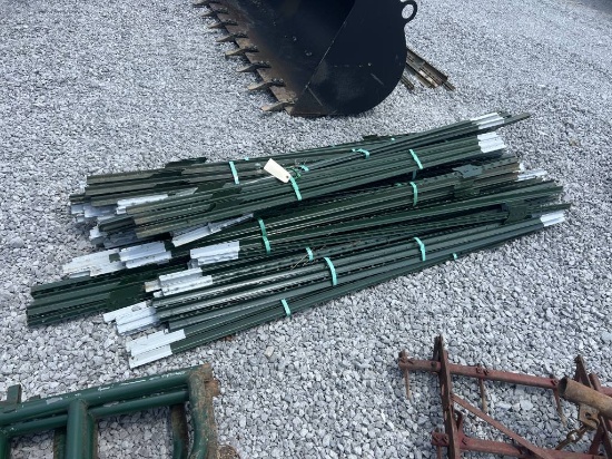 140x NEW 6 1/2’ T-post