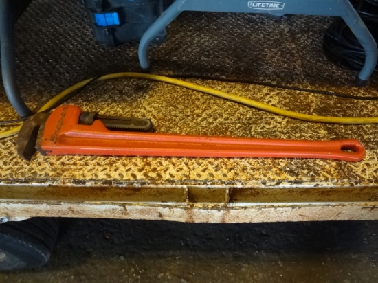 Snap On 36" Pipe Wrench PW36c