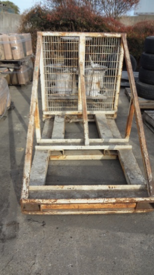 Forklift Material Pusher