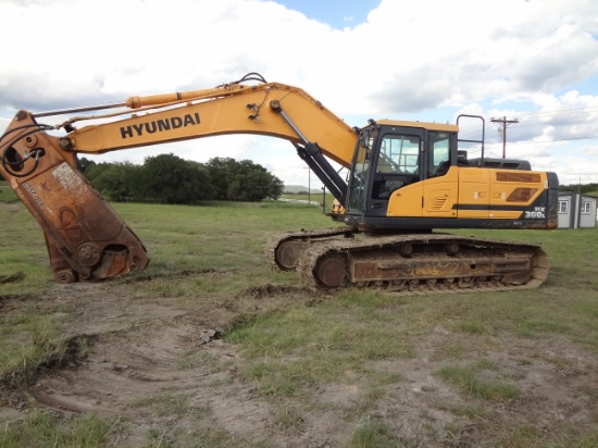 Hyundai HX300L w/ LaBounty MSD2500 Shear  6382 Hrs