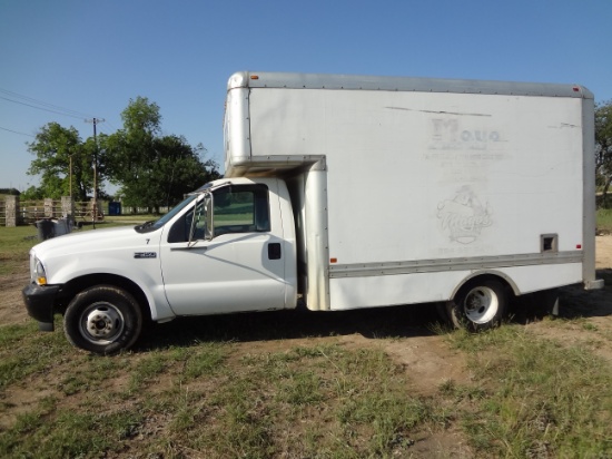1999 Ford F350 11' Box Truck 250k Miles