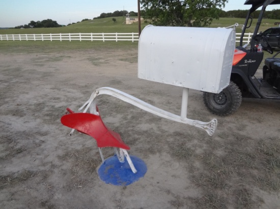 Plow Mailbox