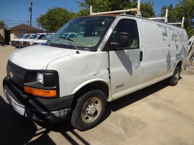 2005 Chevrolet Van Vin 6572, 122,290 miles