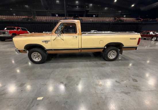 1985 Dodge D150 Royal SE 4X4