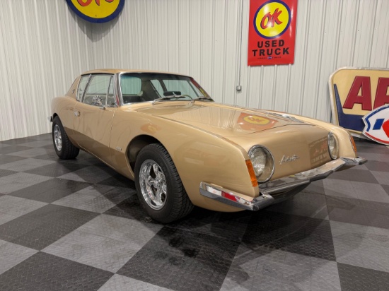 1963 Studebaker Avanti R2 Supercharged