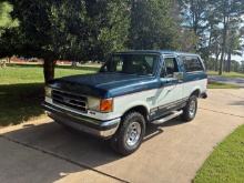 1990 Ford Bronco XLT 4X4
