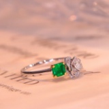 14k Gold 0.64 Ctw Vivid Green Natural Emerald & Diamond Ring
