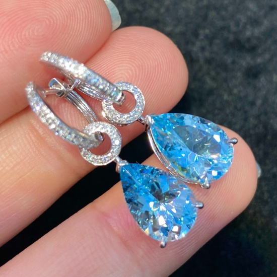 14k Gold 5.32 Ctw Natural Aquamarine & Diamond Earrings