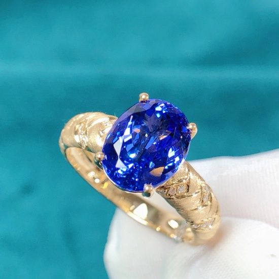 14k Gold 3.01 Ctw Natural Tanzanite & Diamond Ring