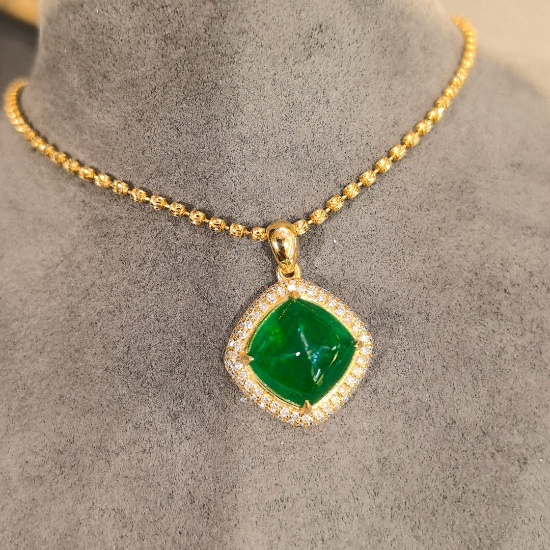 14k Gold 5.80 Ctw Vivid Green Natural Emerald & Diamond Pendant( Without Chain )