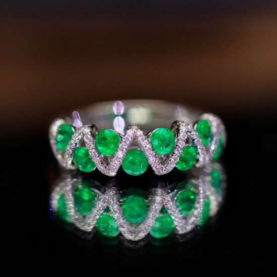 14k Gold 1.11 Ctw Vivid Green Natural Emerald & Diamond Ring