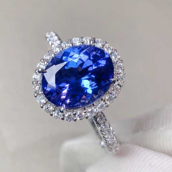 14k Gold 2.84 Ctw Natural Tanzanite & Diamond Ring
