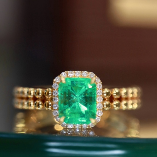 14k Gold 1.38 Ctw Natural Emerald & Diamond Ring