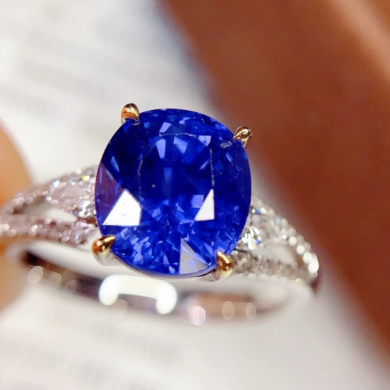 14k Gold 3.5 Ct Natural Sapphire & Diamond Ring