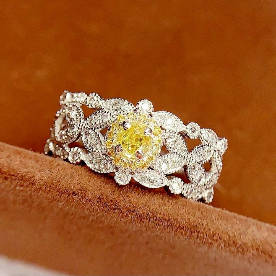 14k Gold 0.28 Ct Natural Yellow Diamond & Diamond Ring