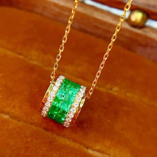 14k Gold 1 Ct Natural Emerald & Diamond Necklace