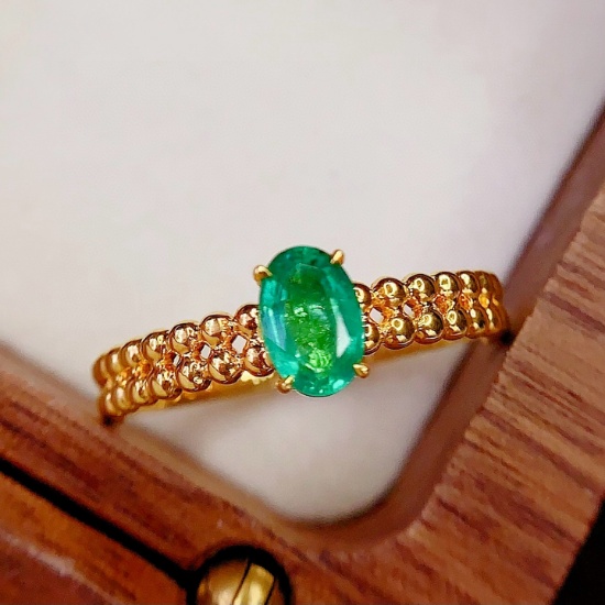 14k Gold 0.65 Ct Natural Emerald Ring